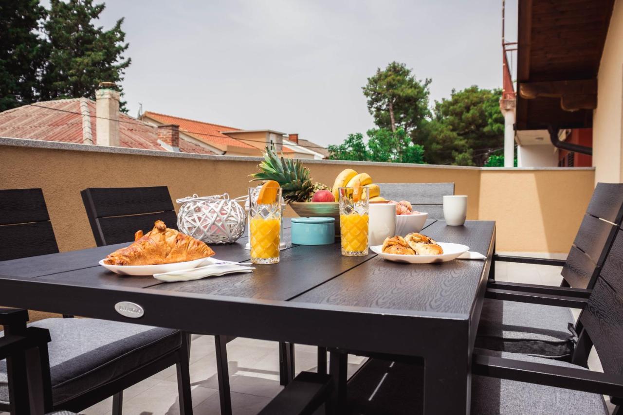 Apartmani Vuckovic Vodice Bagian luar foto