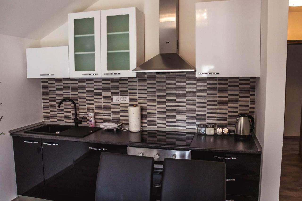 Apartmani Vuckovic Vodice Bagian luar foto