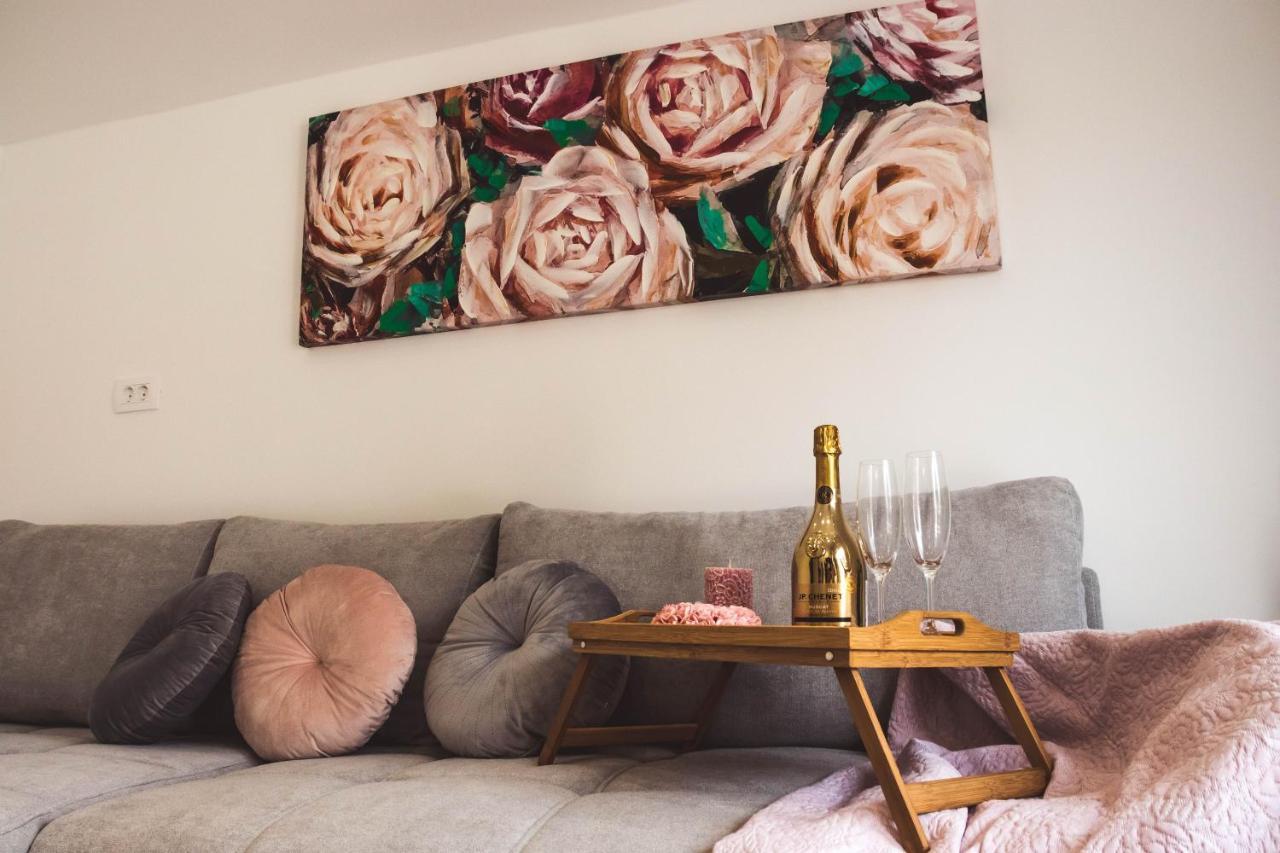 Apartmani Vuckovic Vodice Bagian luar foto