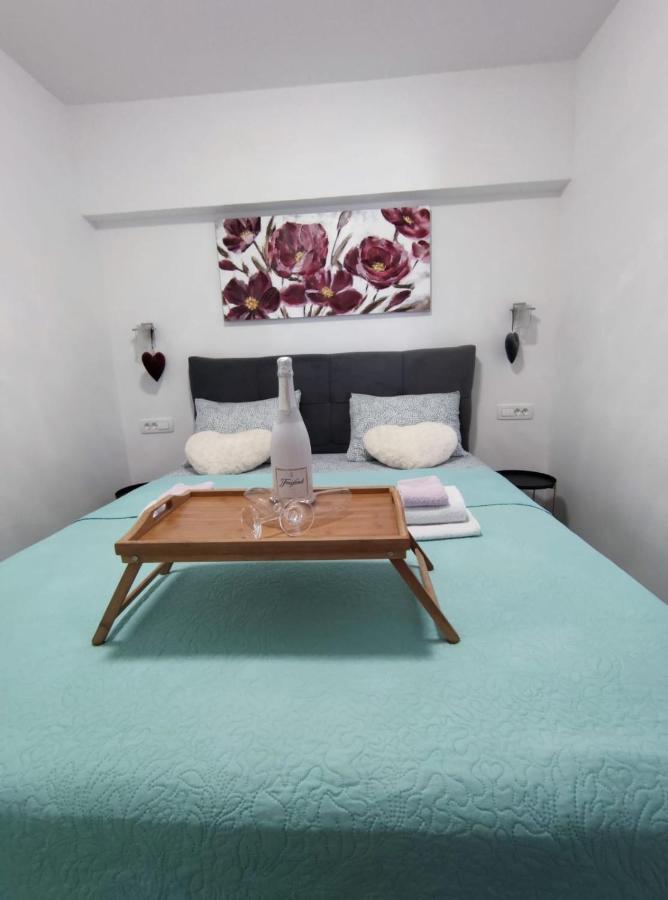 Apartmani Vuckovic Vodice Bagian luar foto